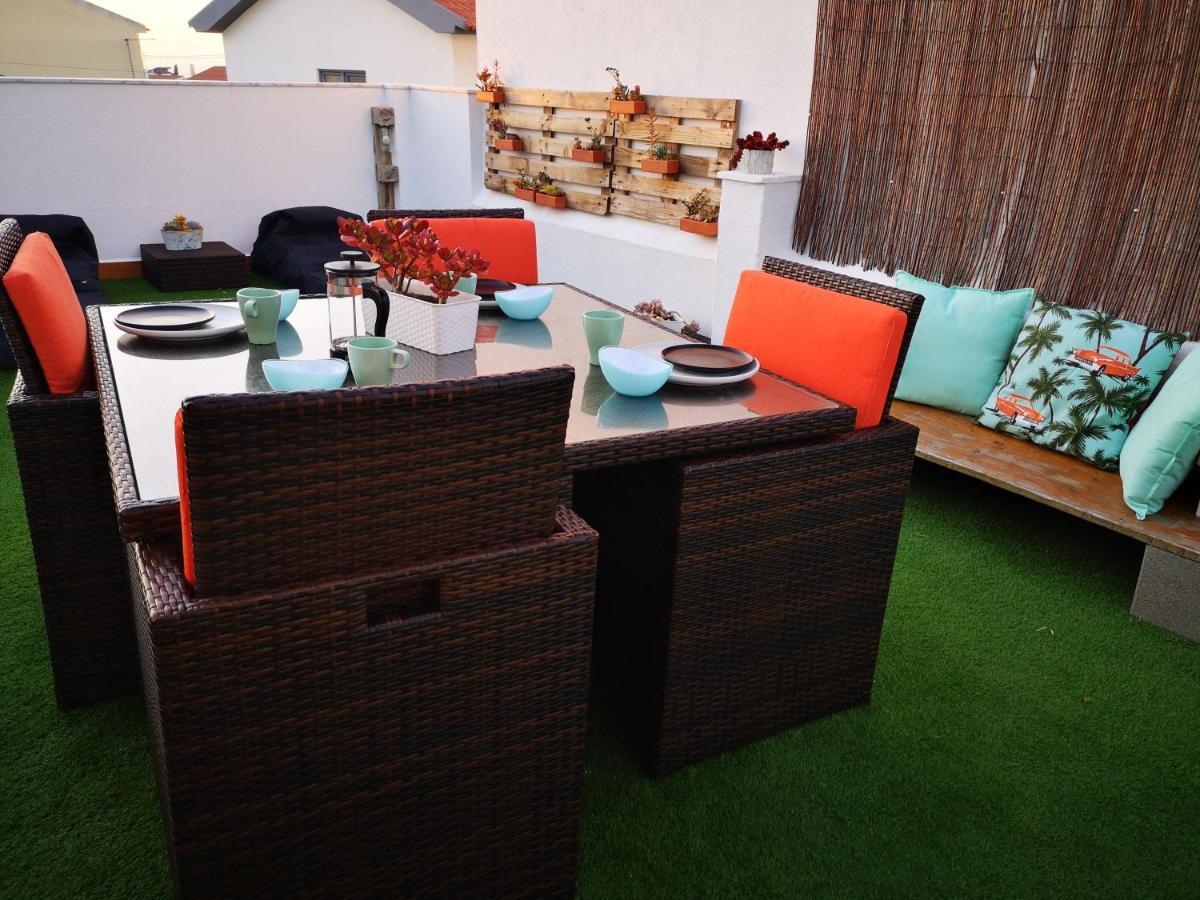 Family Surf Home - Hostel Mafra Exterior photo